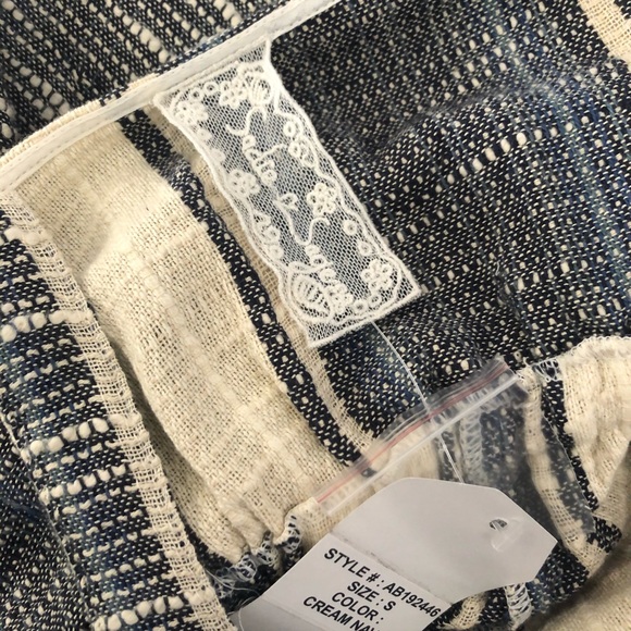 Sadie & Sage | NWT Endless Skies Romper - Picture 4 of 6